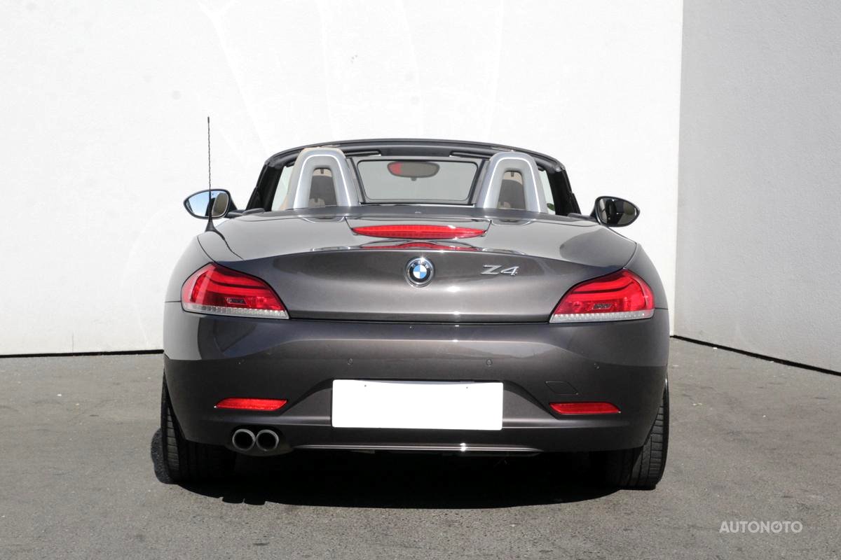 BMW Z4, 2010 - pohled č. 6