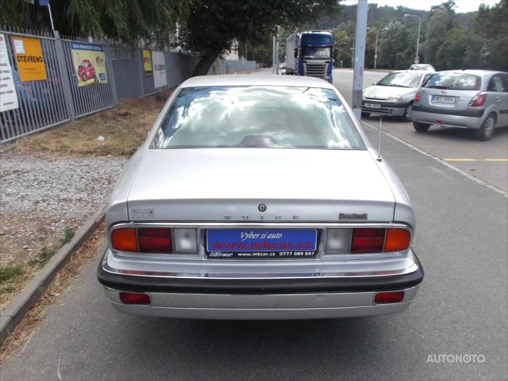 Buick Park Avenue, 1993 - pohled č. 6