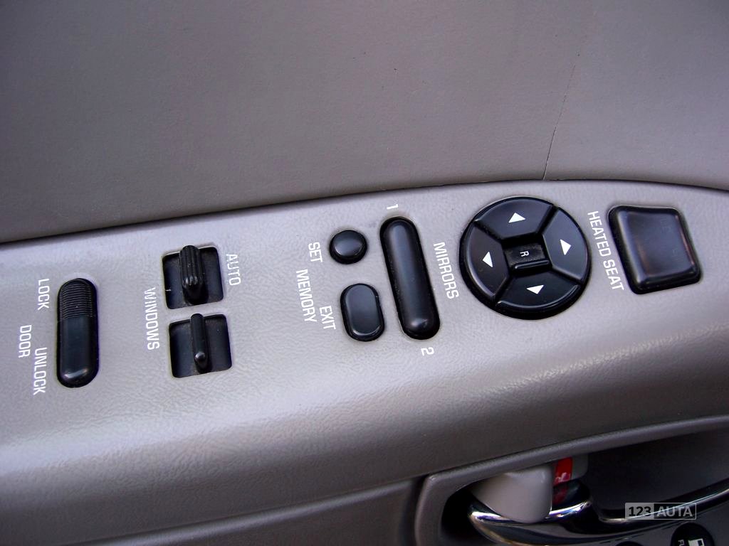 Buick Riviera, 1998 - pohled č. 18