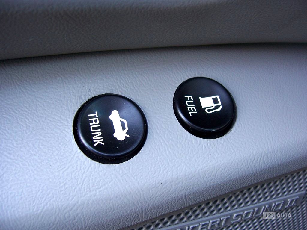 Buick Riviera, 1998 - pohled č. 19