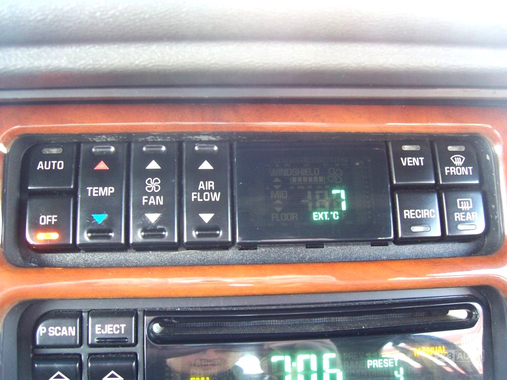 Buick Riviera, 1998 - pohled č. 24