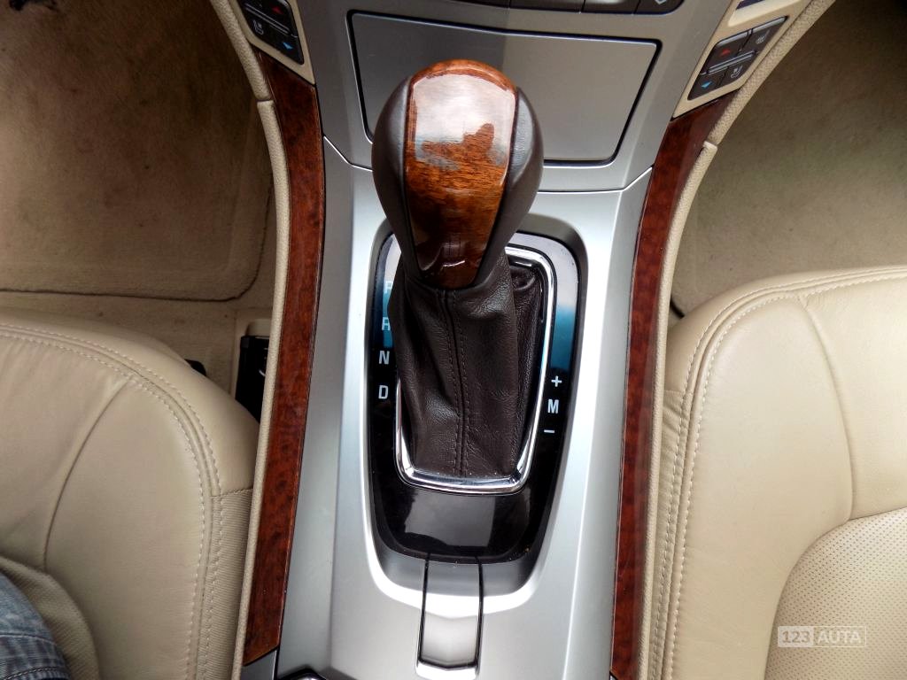 Cadillac CTS, 2010 - pohled č. 10