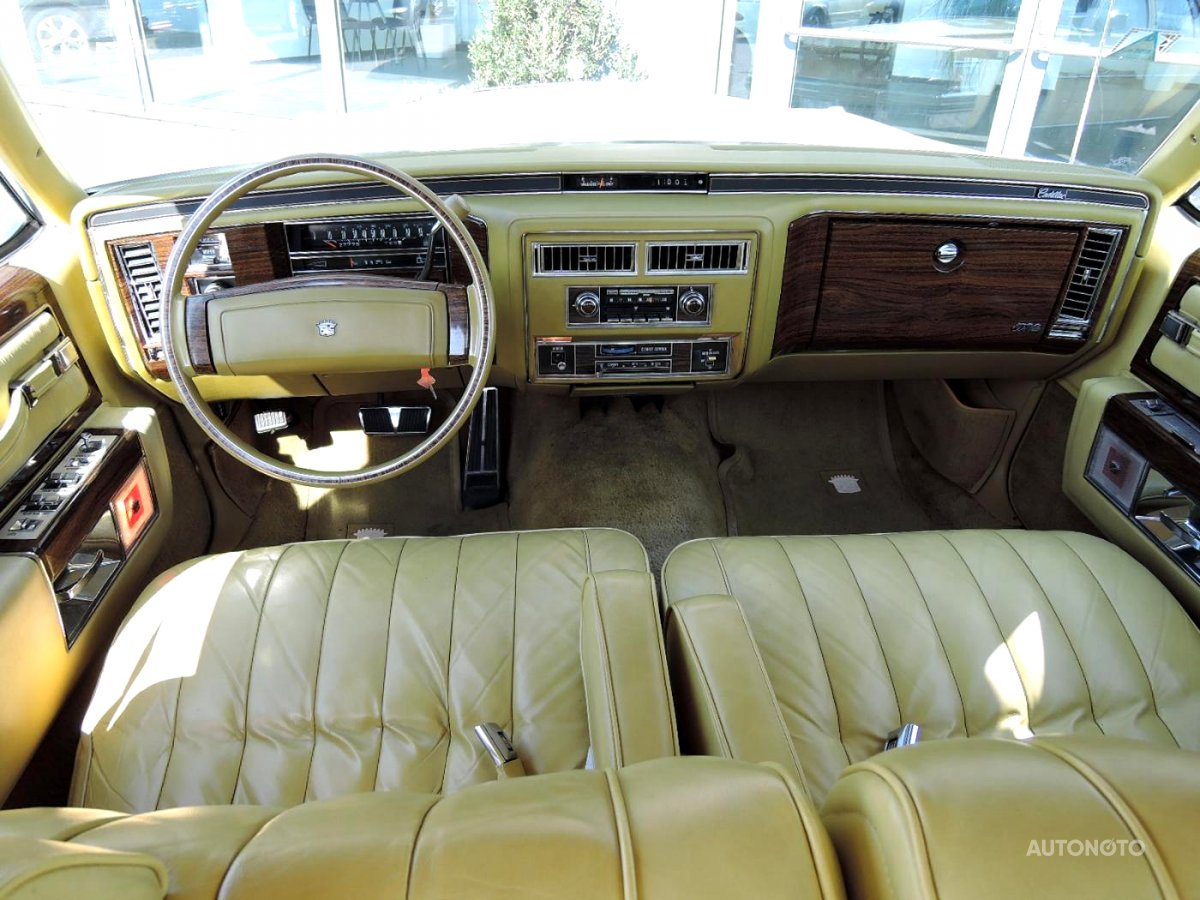 Cadillac DeVille, 1977 - pohled č. 10