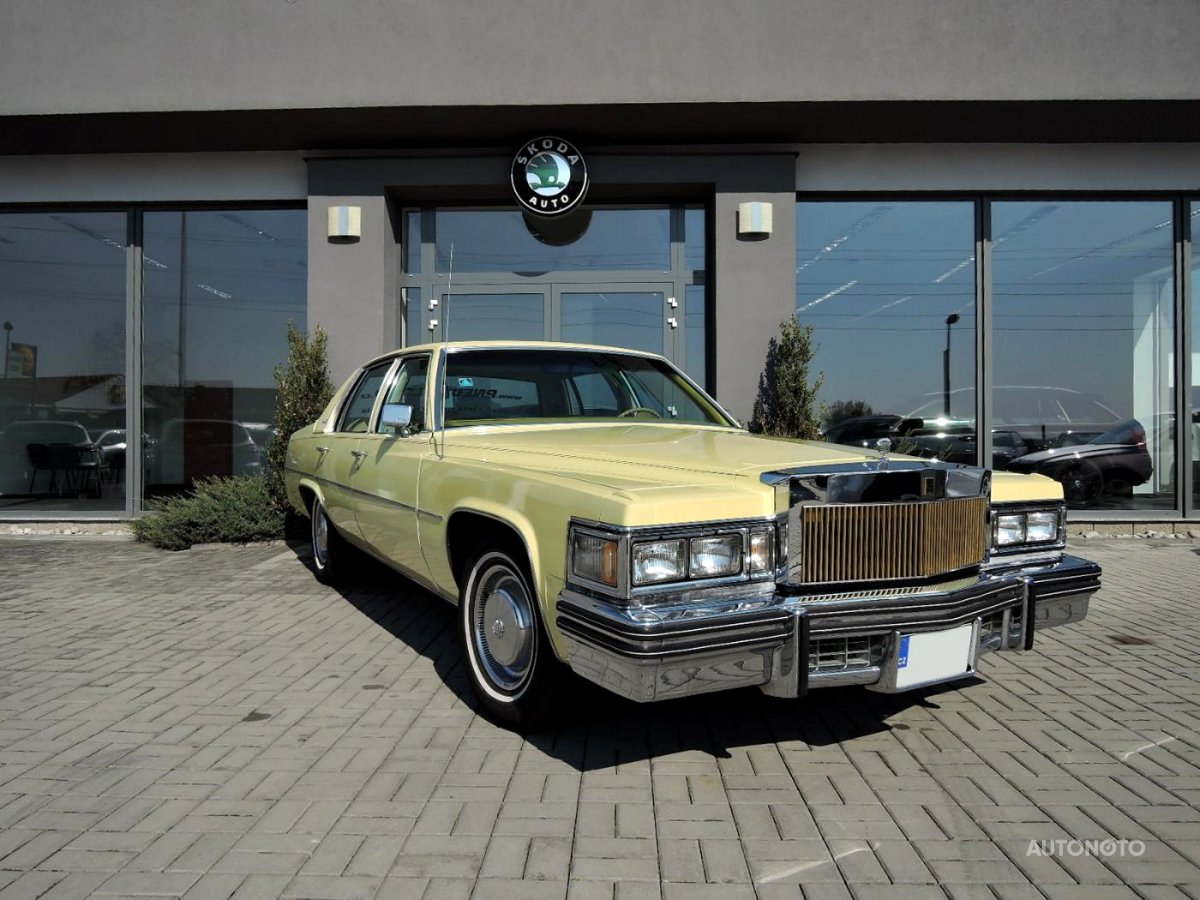 Cadillac DeVille, 1977 - pohled č. 2