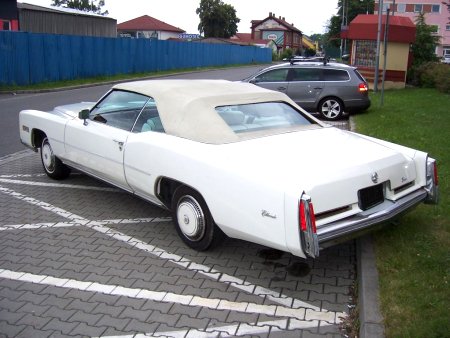 Cadillac Eldorado, 1976 - pohled č. 3