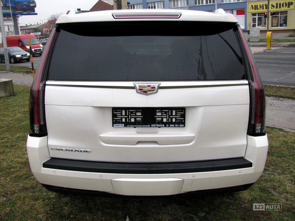 Cadillac Escalade, 2020 - pohled č. 4