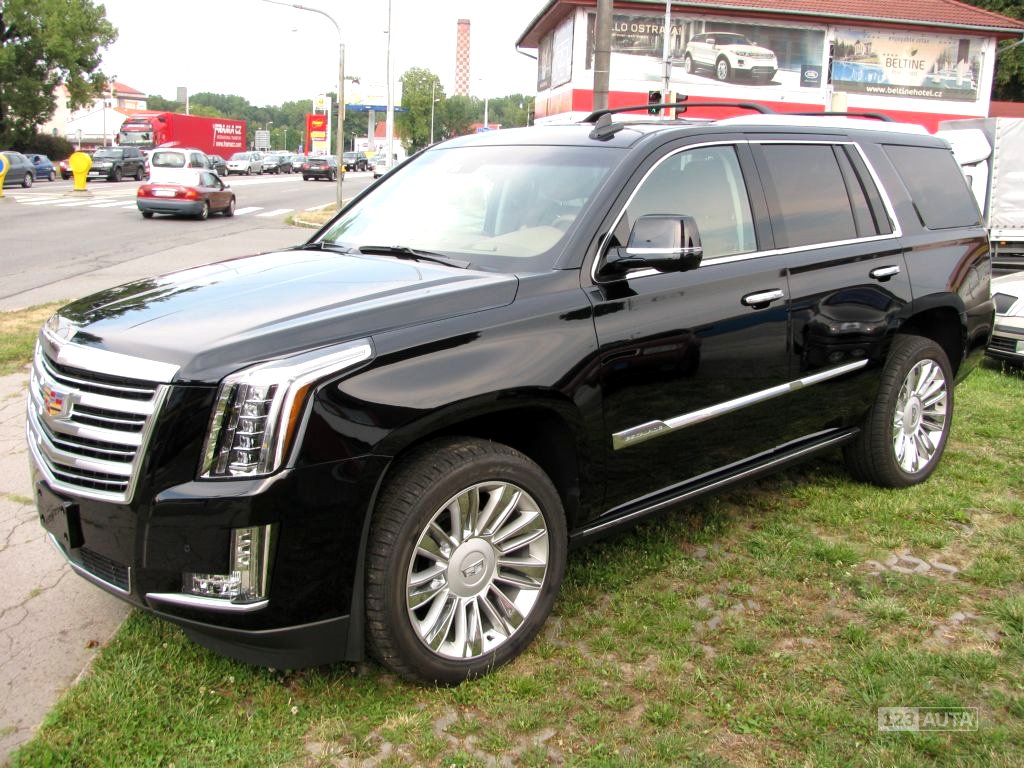 Cadillac Escalade, 2020 - celkový pohled