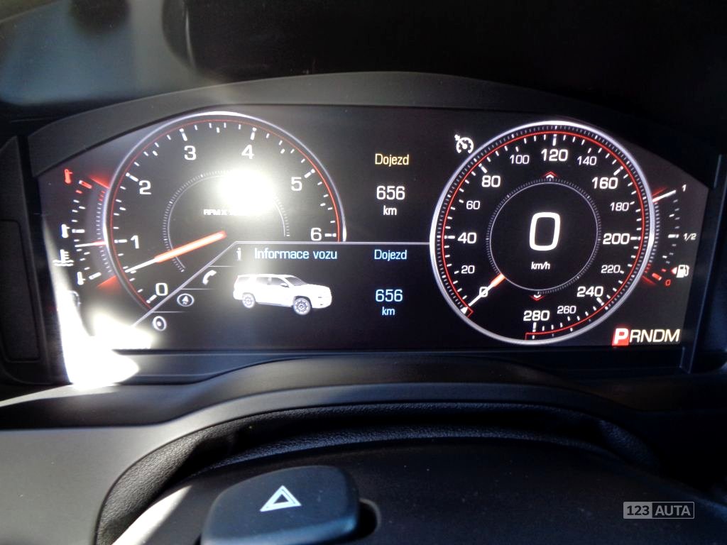 Cadillac Escalade, 2015 - pohled č. 10