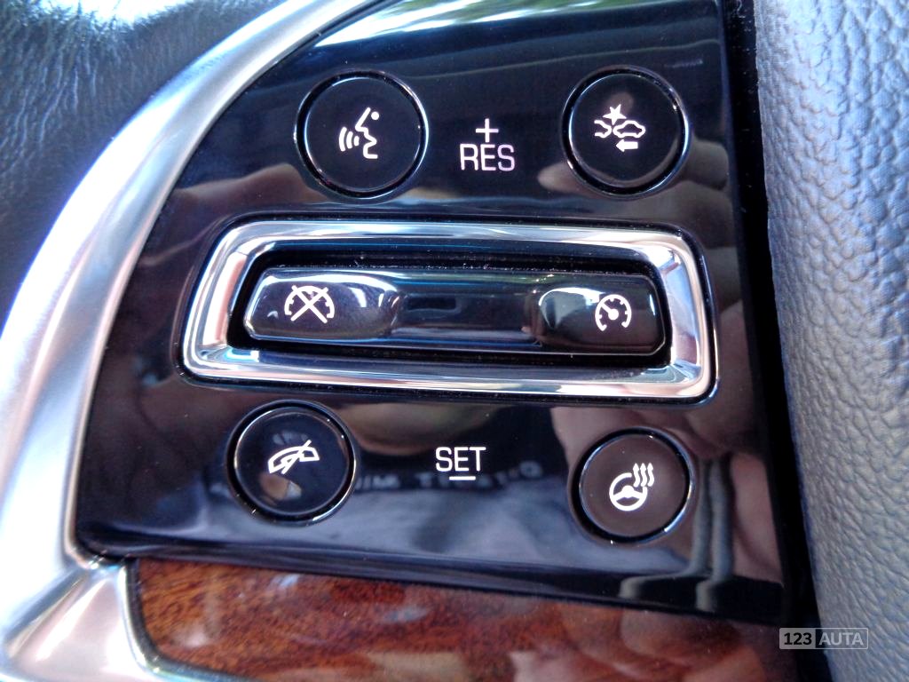 Cadillac Escalade, 2015 - pohled č. 25