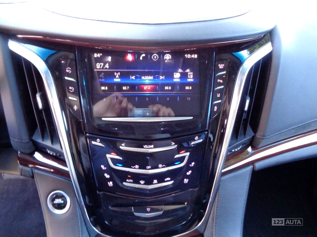 Cadillac Escalade, 2015 - pohled č. 29