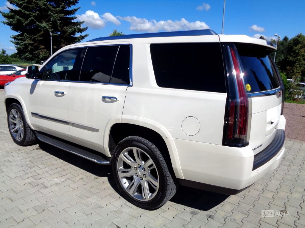 Cadillac Escalade, 2015 - pohled č. 6