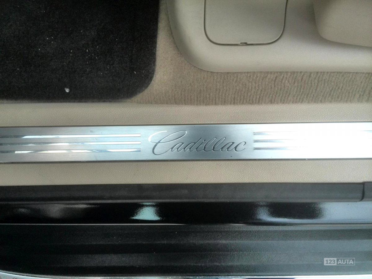 Cadillac Escalade, 2008 - pohled č. 18