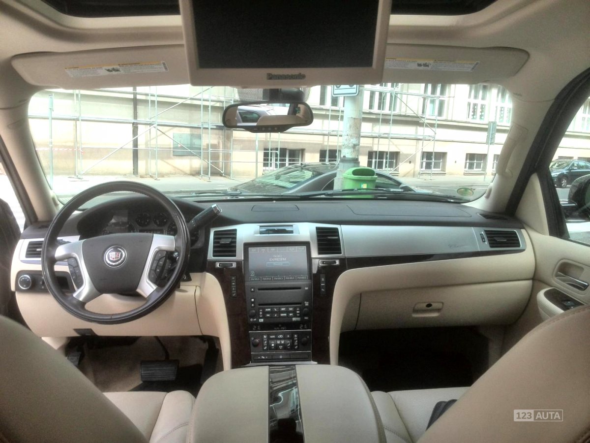 Cadillac Escalade, 2008 - pohled č. 21