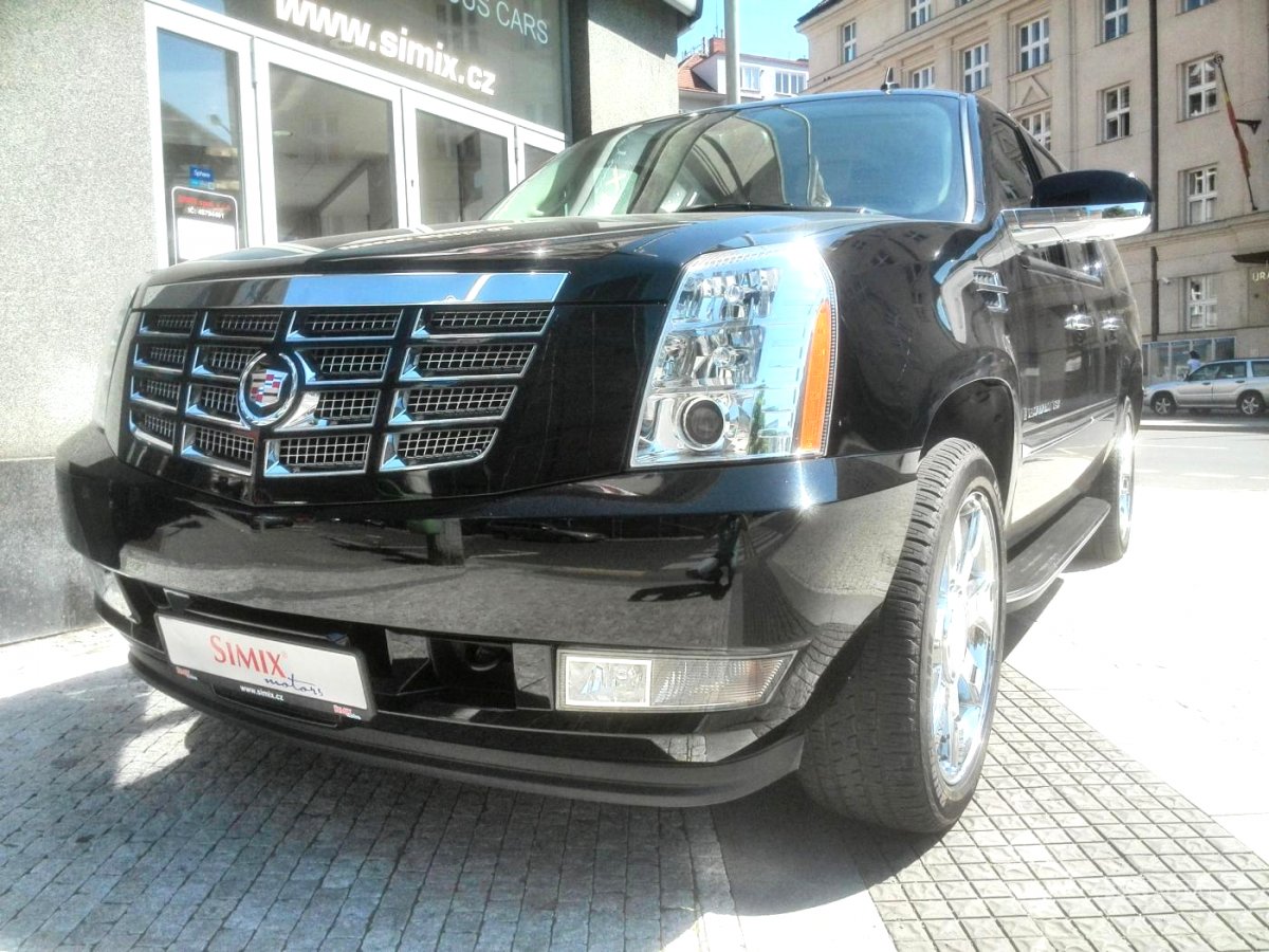 Cadillac Escalade, 2008 - pohled č. 3