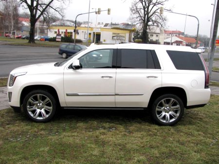 Cadillac Escalade, 2020 - pohled č. 2