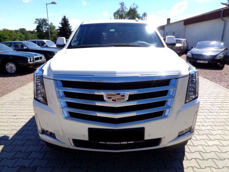 Cadillac Escalade, 2015 - pohled č. 2