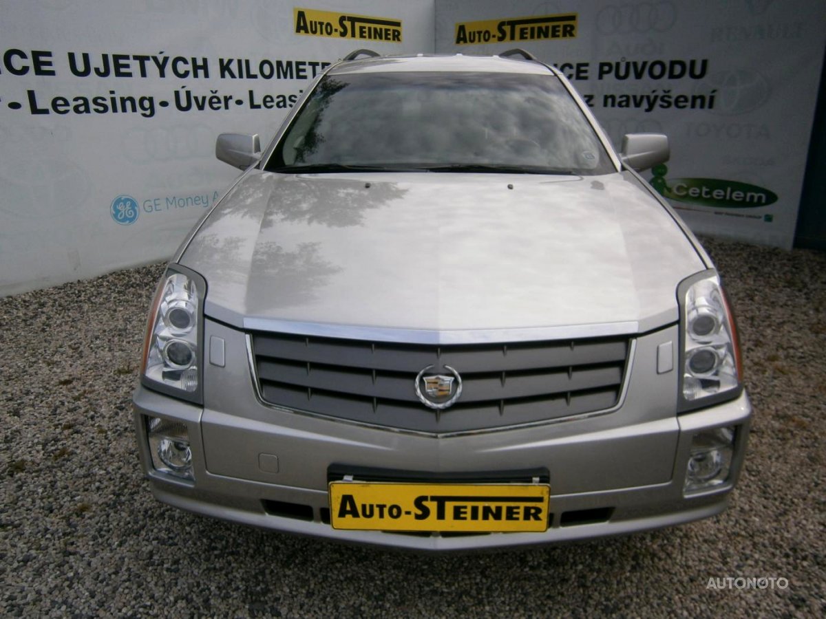 Cadillac SRX, 2007 - celkový pohled