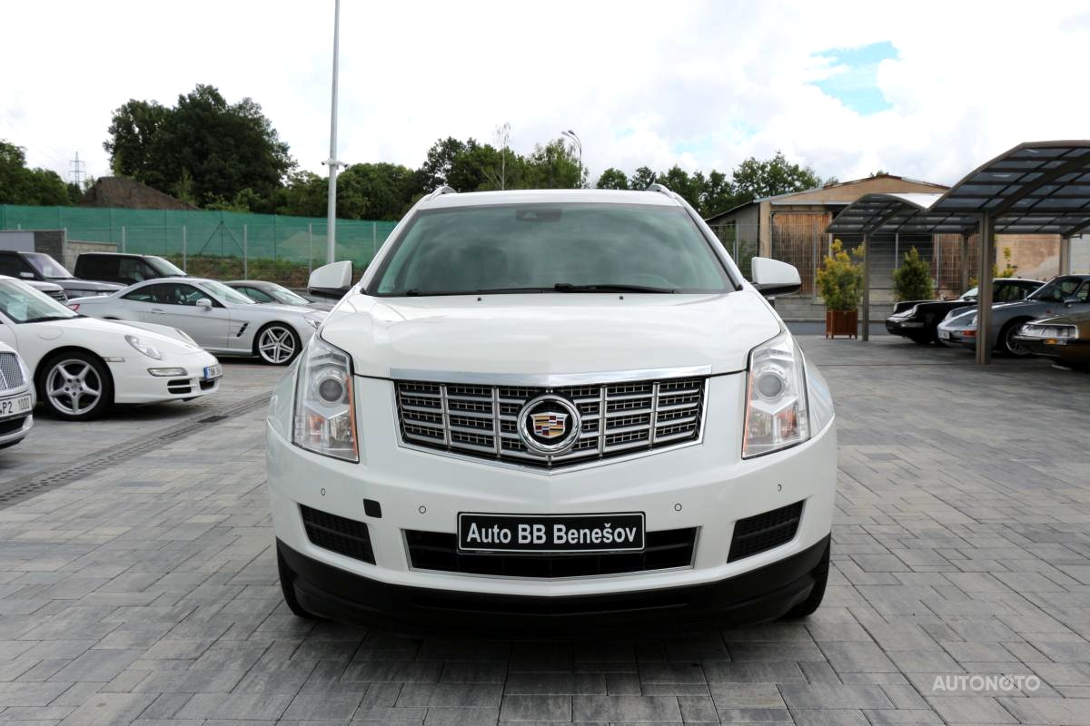 Cadillac SRX, 2017 - celkový pohled