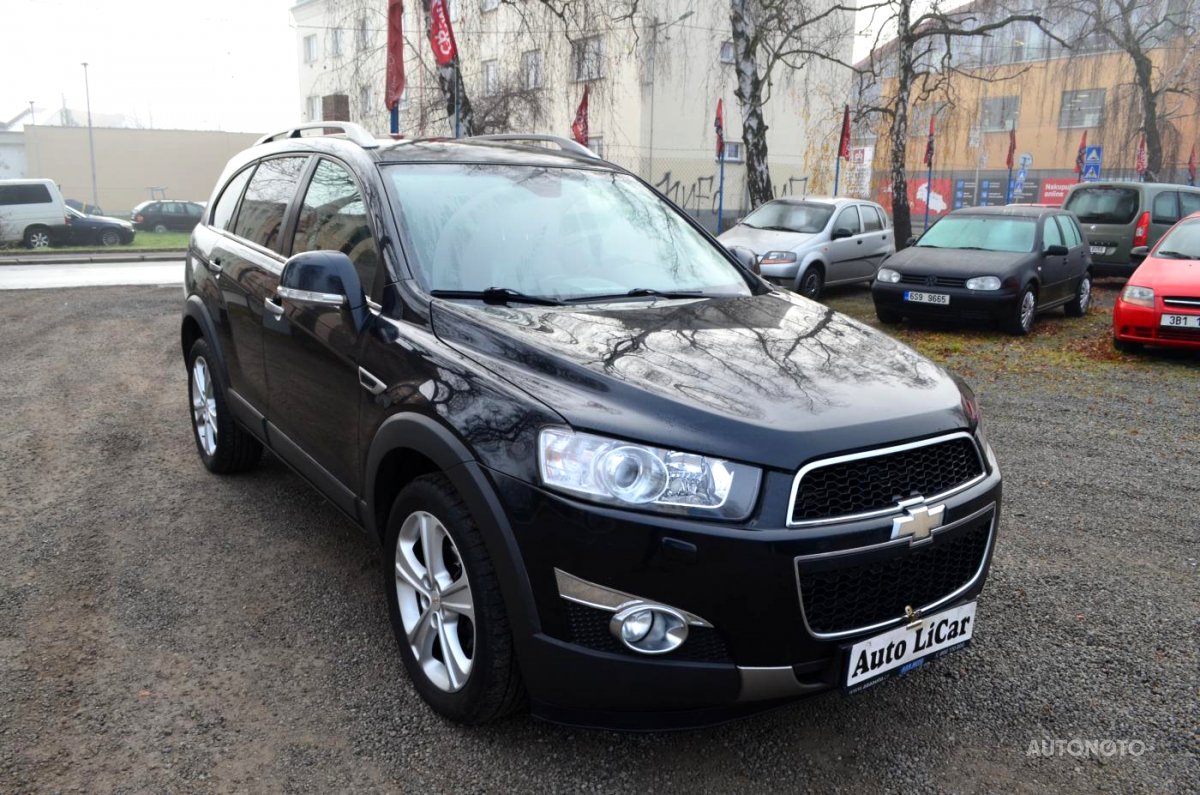 Chevrolet Captiva, 2012 - celkový pohled