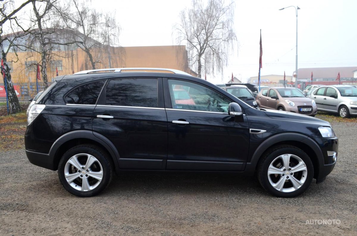 Chevrolet Captiva, 2012 - pohled č. 2