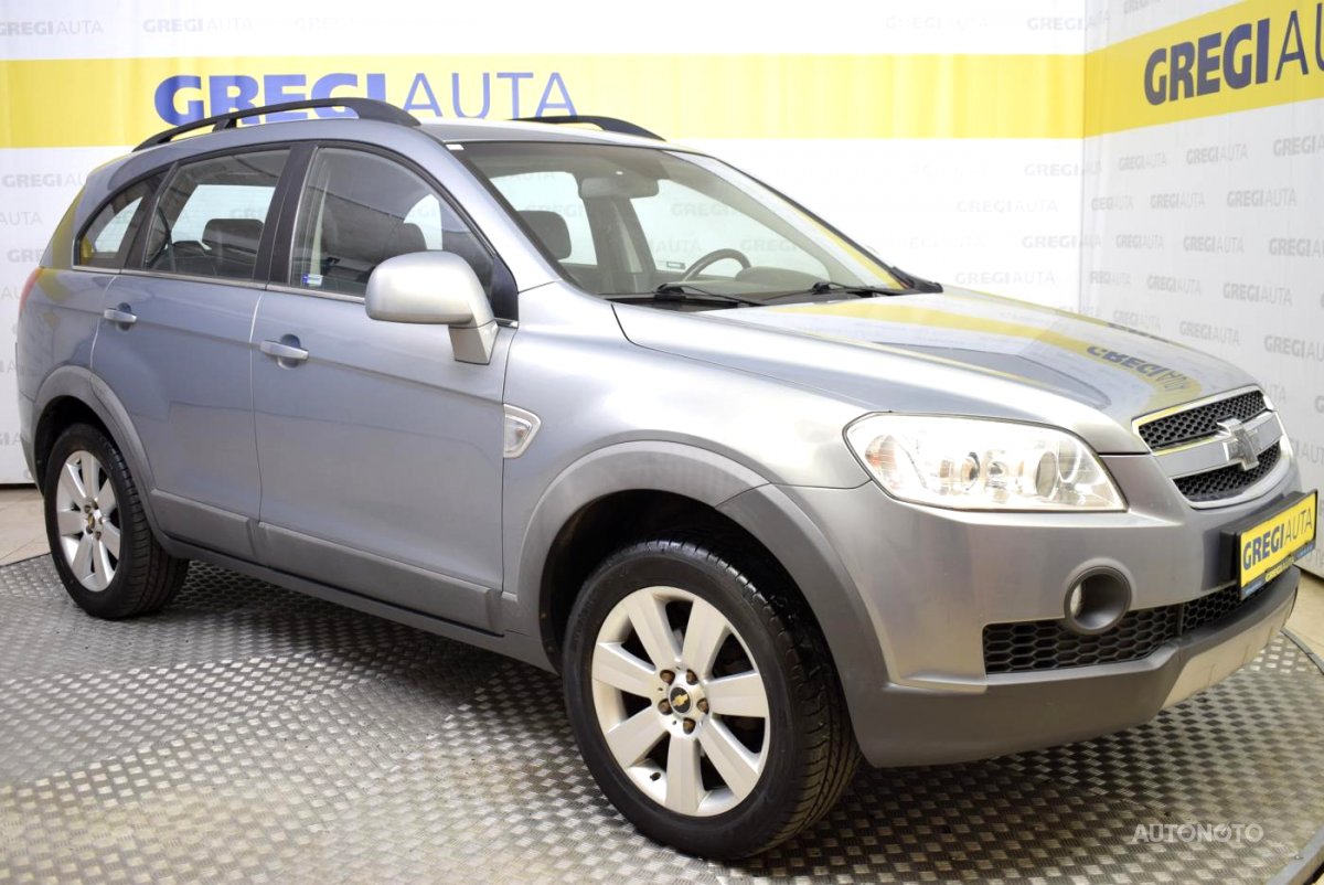Chevrolet Captiva, 2010 - pohled č. 3
