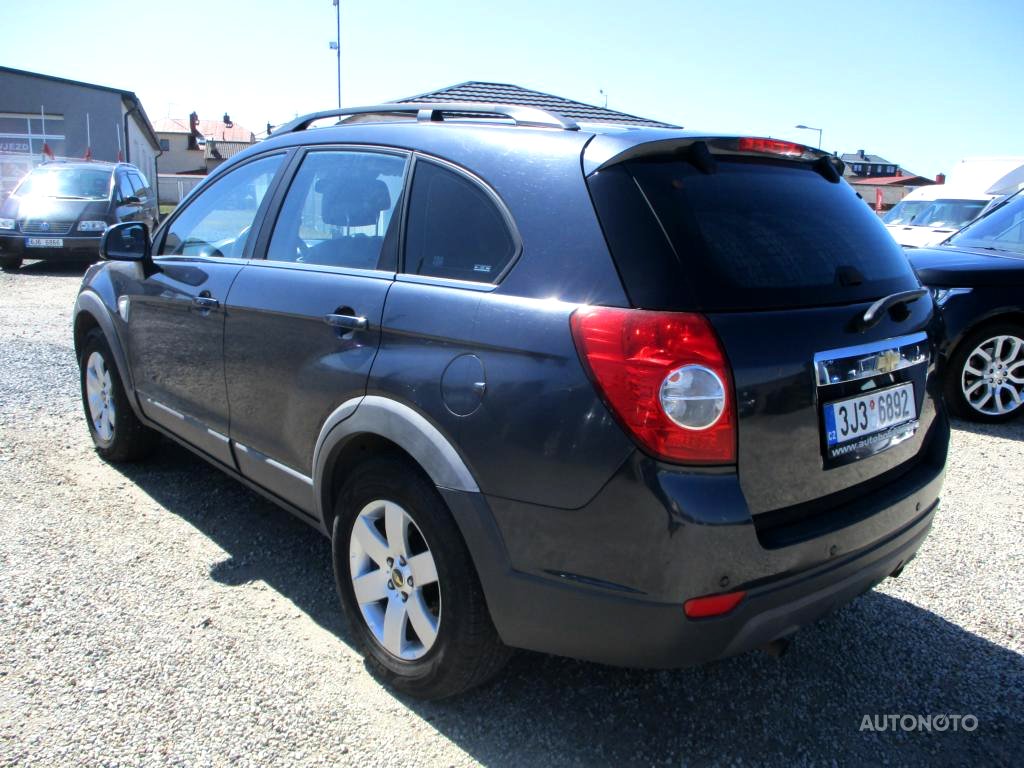 Chevrolet Captiva, 2008 - pohled č. 3