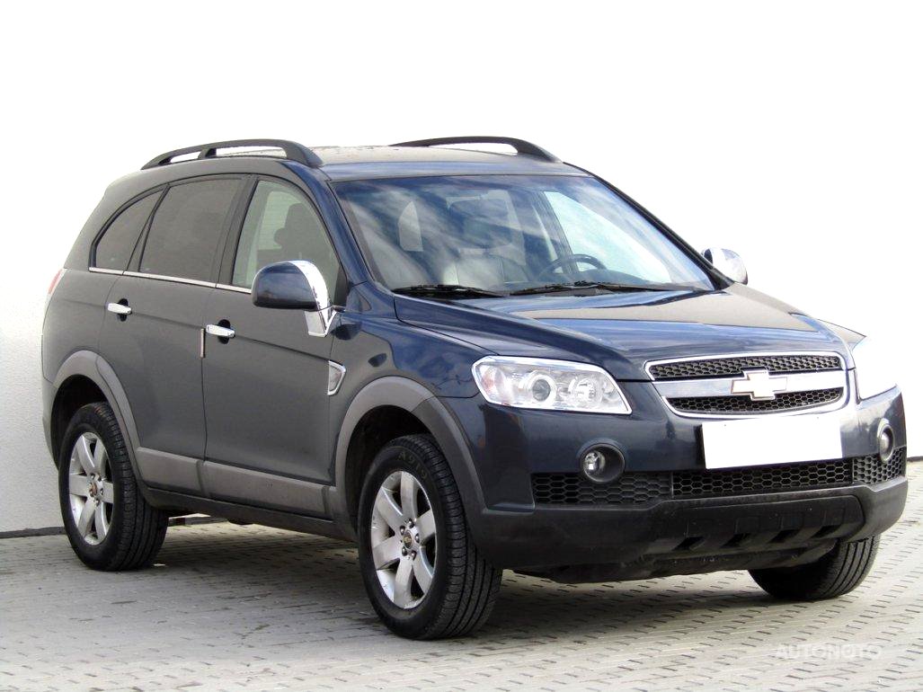 Chevrolet Captiva, 2012 - celkový pohled