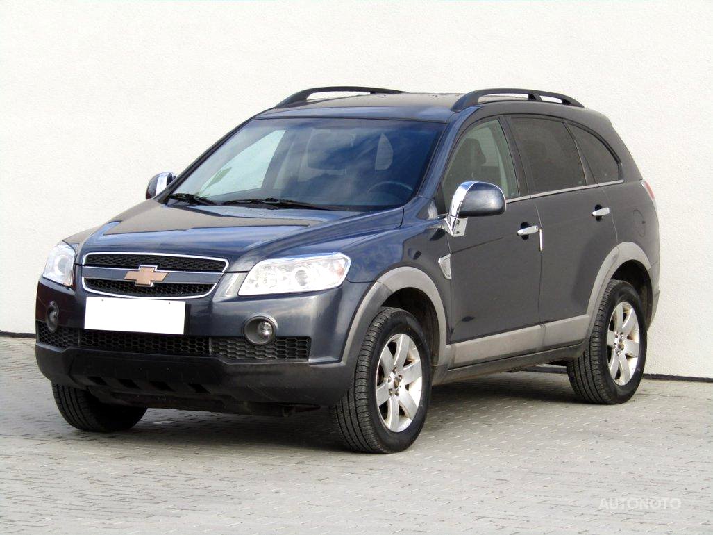 Chevrolet Captiva, 2012 - pohled č. 3