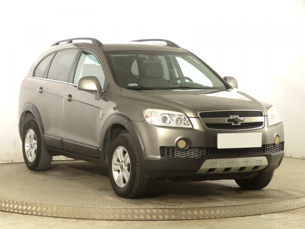 Chevrolet Captiva, 2009 - celkový pohled