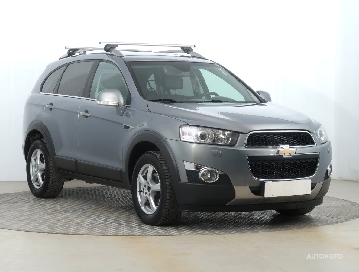Chevrolet Captiva, 2011 - celkový pohled