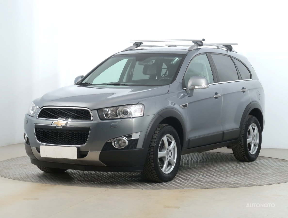 Chevrolet Captiva, 2011 - pohled č. 3