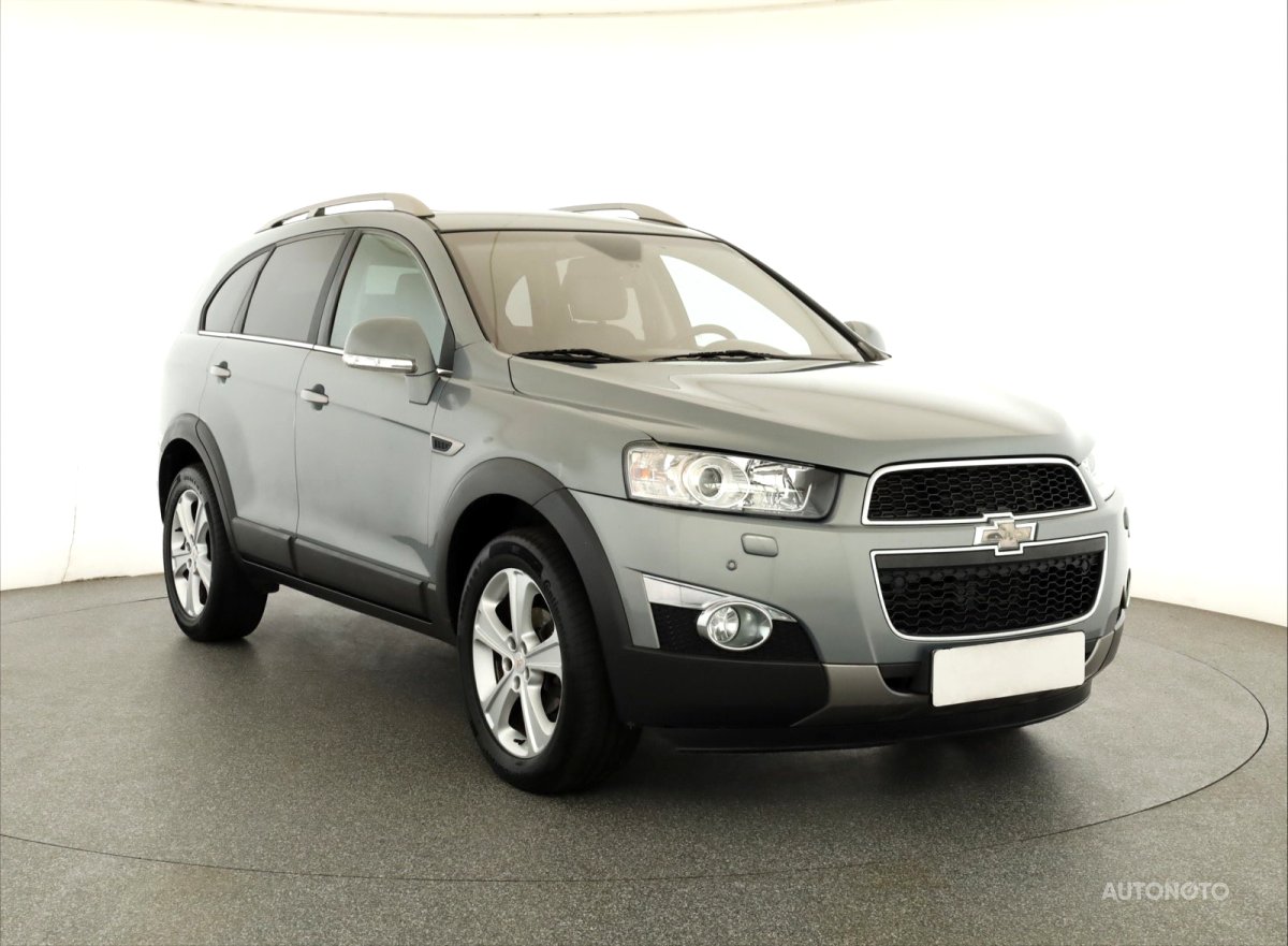 Chevrolet Captiva, 2013 - celkový pohled