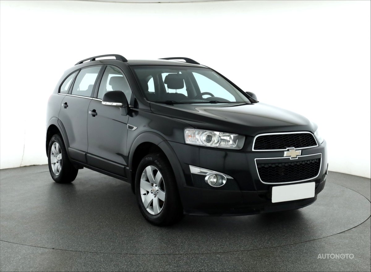 Chevrolet Captiva, 2011 - celkový pohled