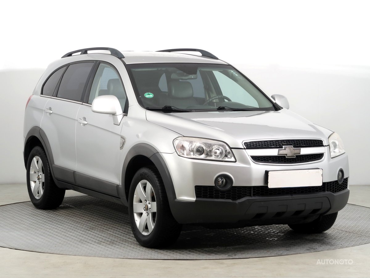Chevrolet Captiva, 2010 - celkový pohled