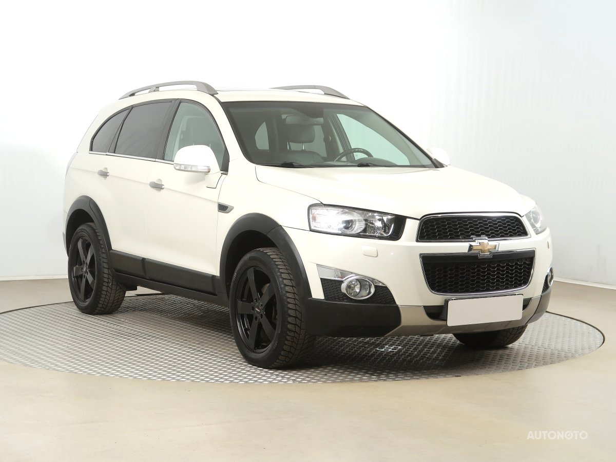 Chevrolet Captiva, 2012 - celkový pohled
