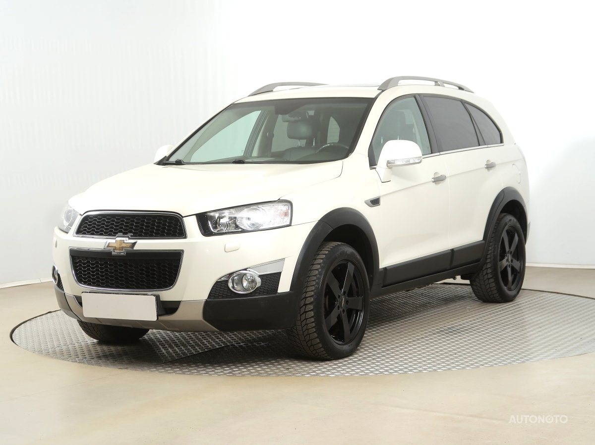 Chevrolet Captiva, 2012 - pohled č. 3