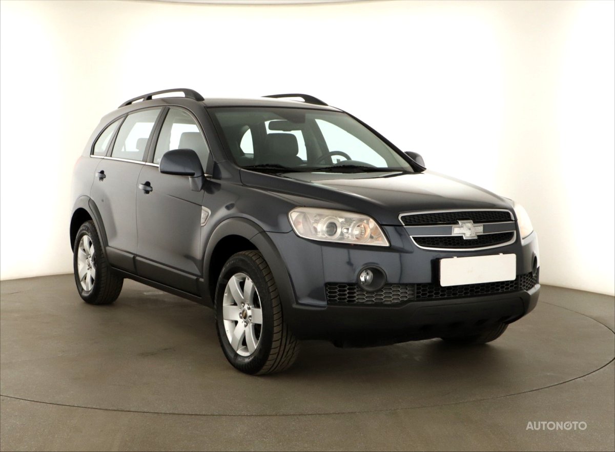 Chevrolet Captiva, 2009 - celkový pohled