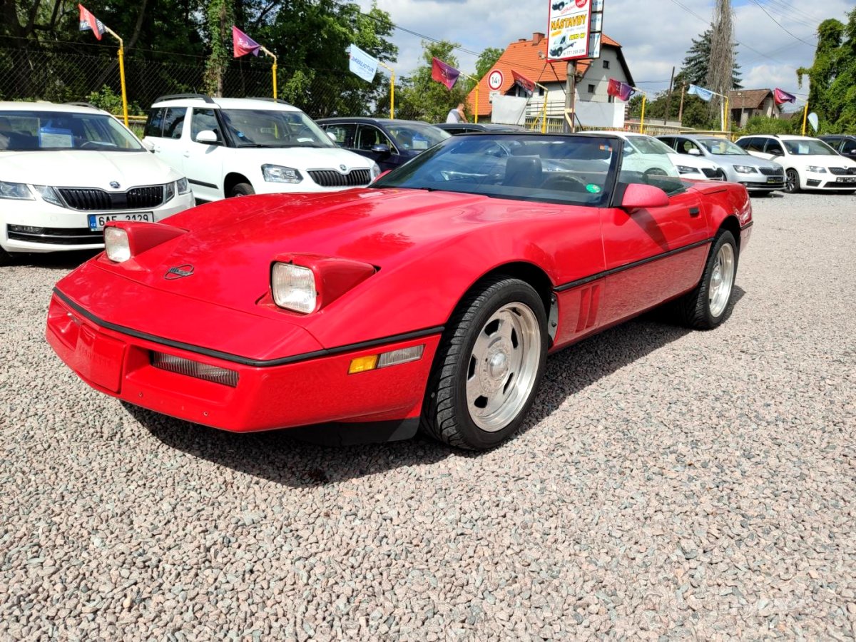 Chevrolet Corvette, 1988 - celkový pohled