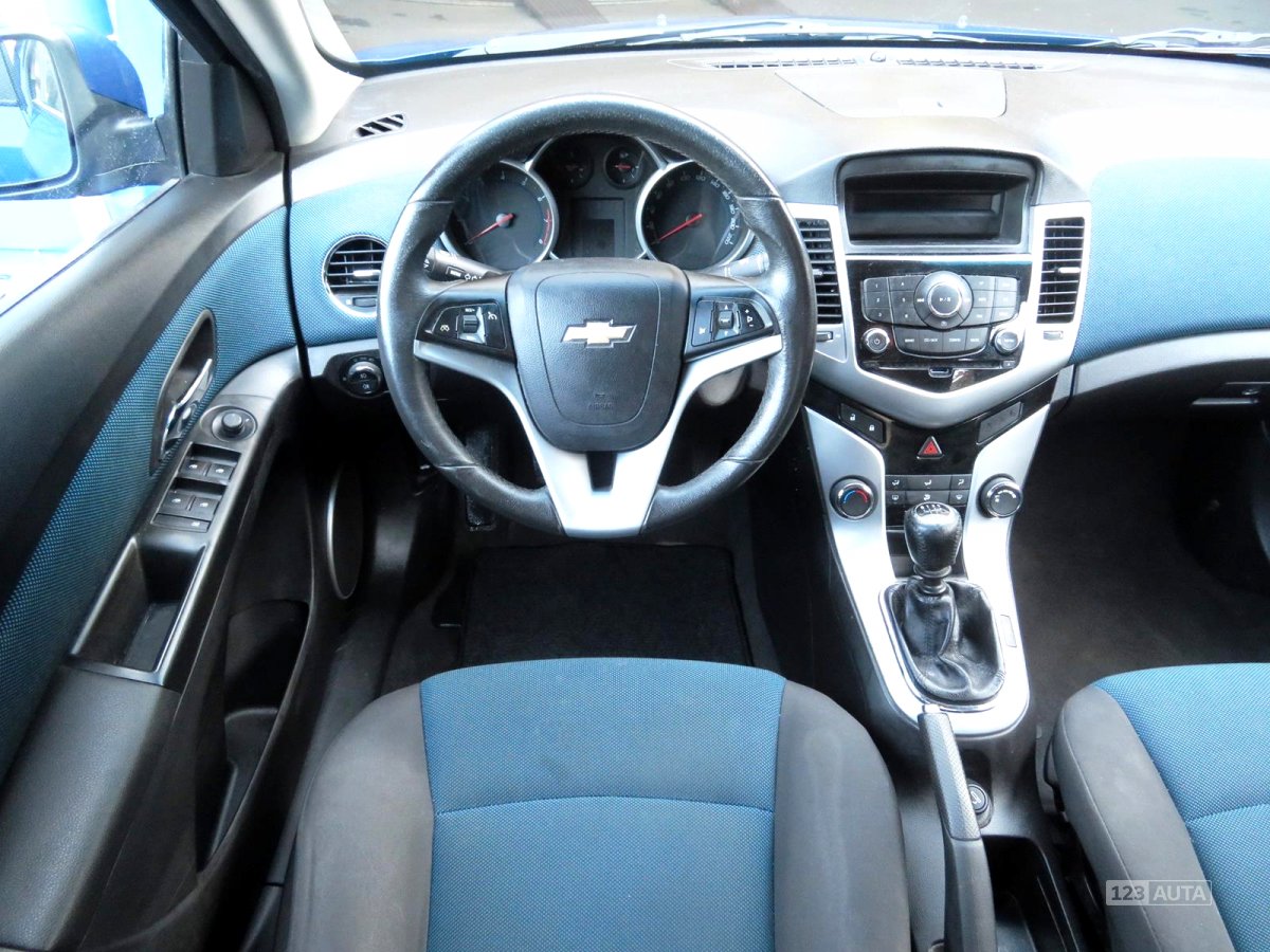Chevrolet Cruze, 2011 - pohled č. 9