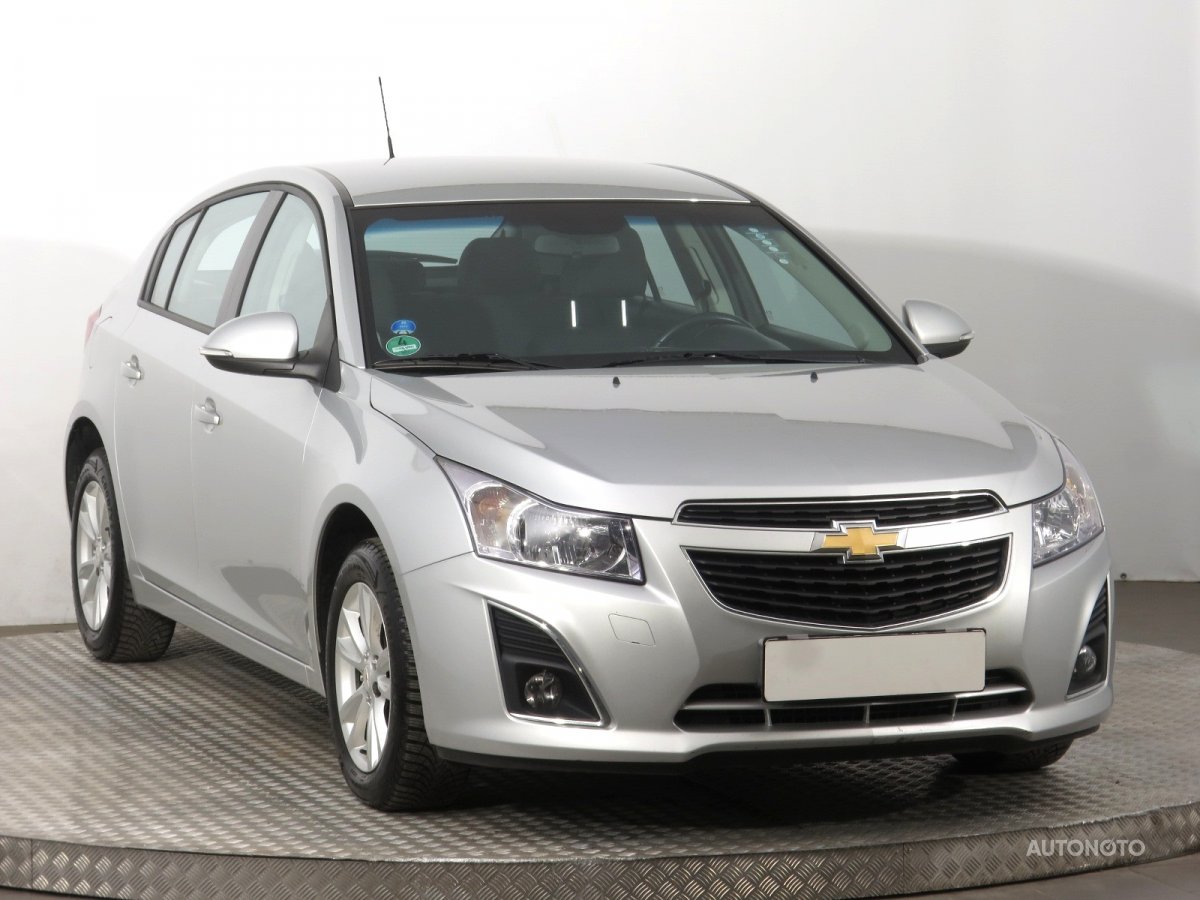 Chevrolet Cruze, 2014 - celkový pohled