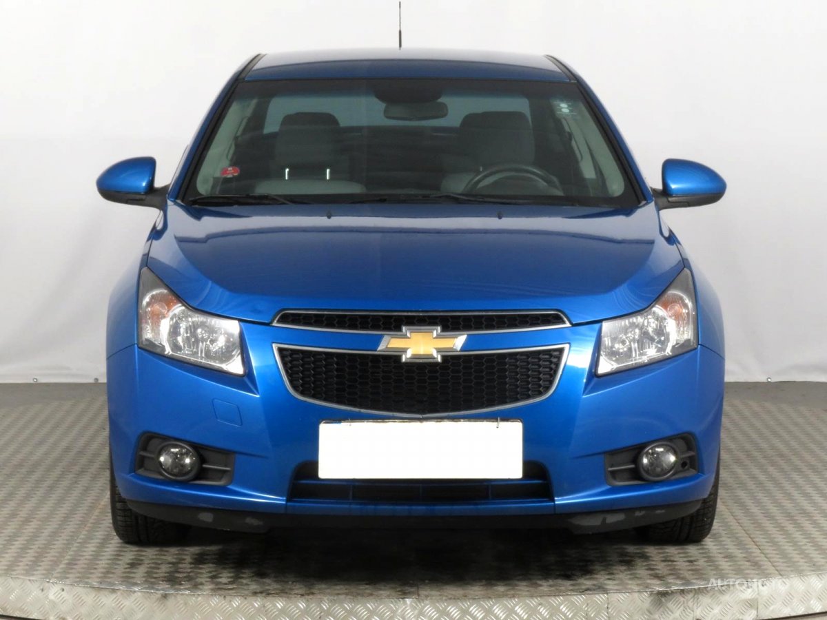 Chevrolet Cruze, 2010 - pohled č. 2