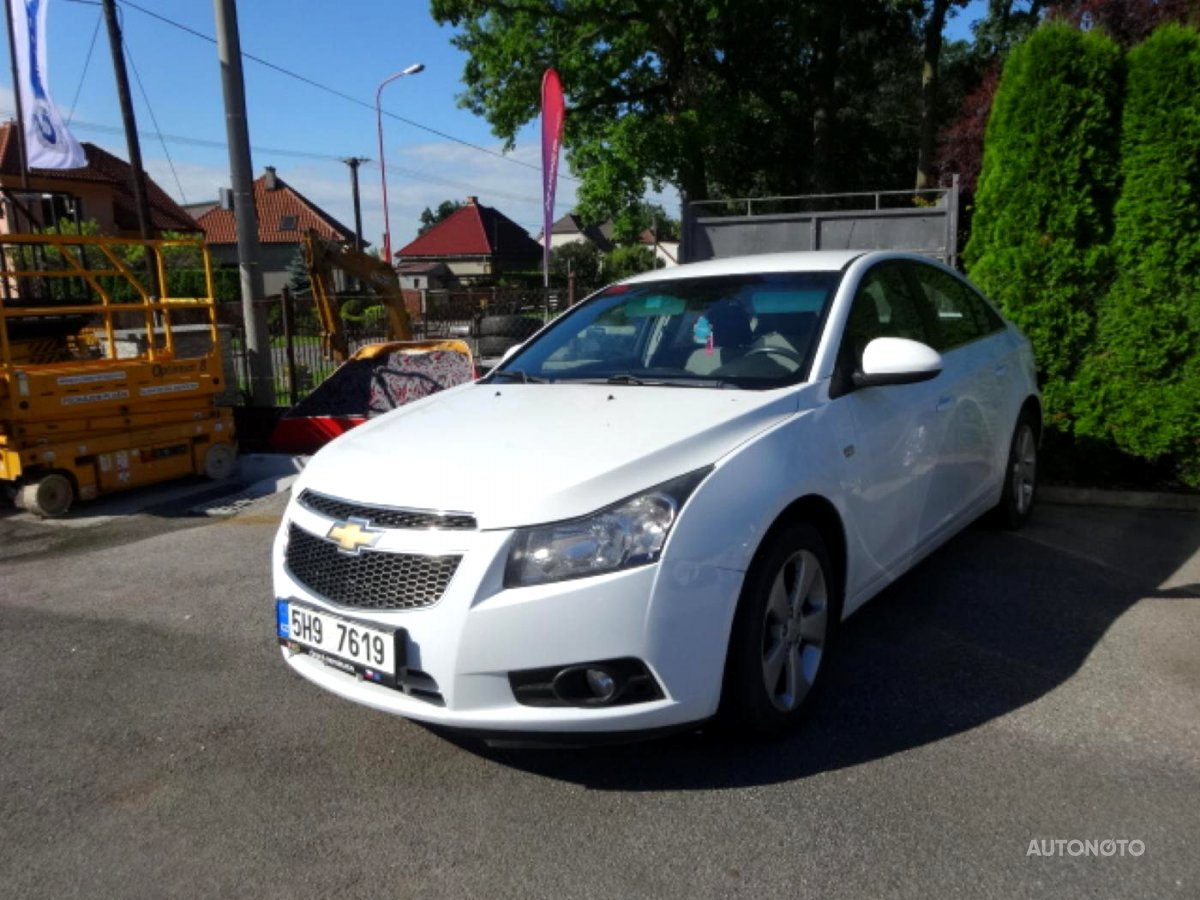 Chevrolet Cruze, 2010 - celkový pohled