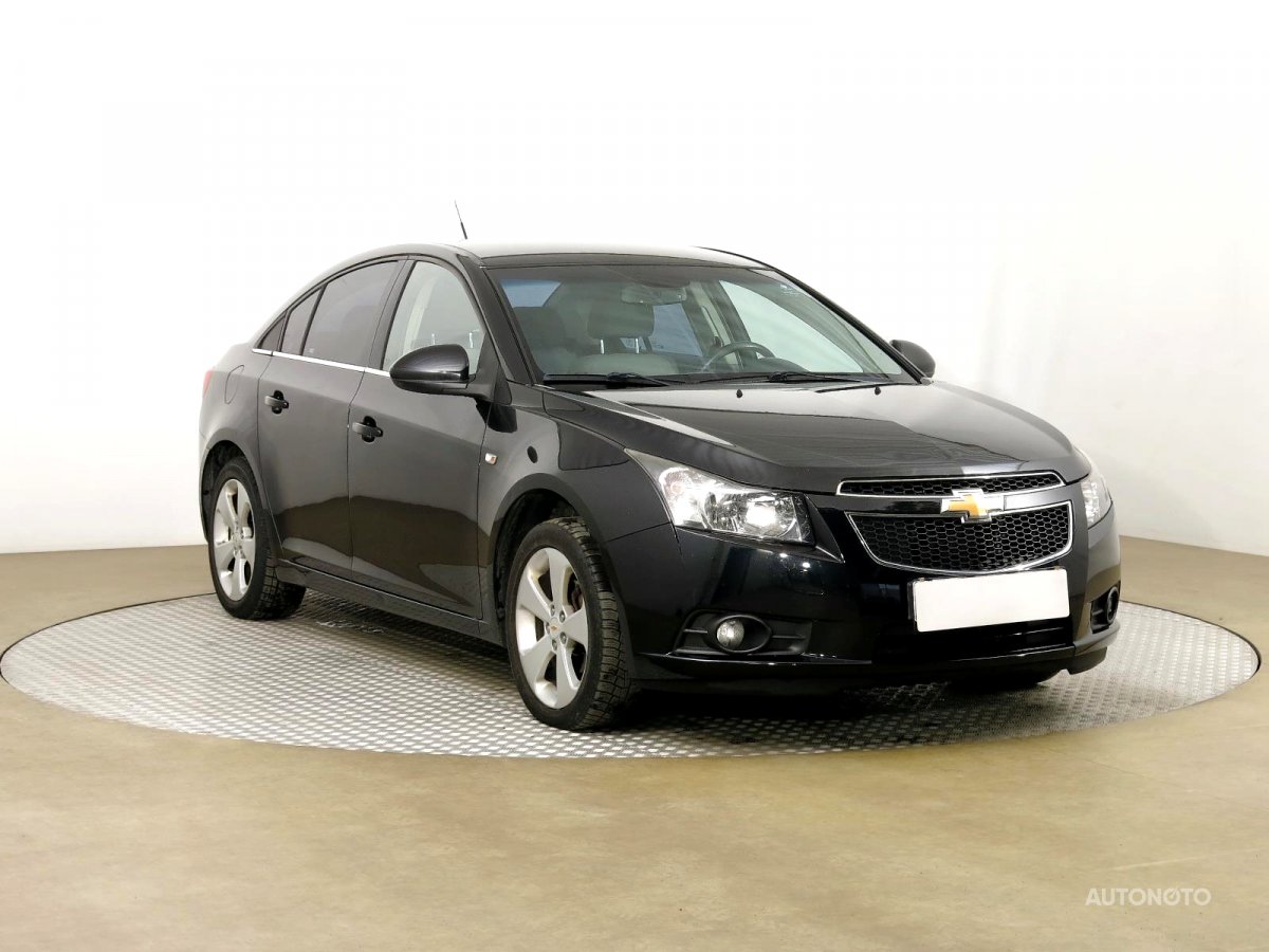 Chevrolet Cruze, 2009 - celkový pohled