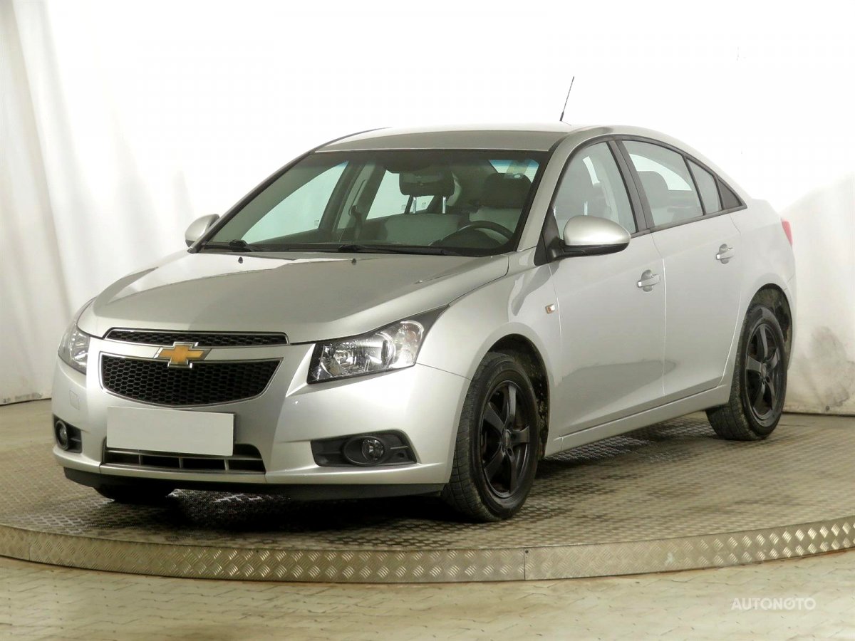 Chevrolet Cruze, 2011 - pohled č. 3