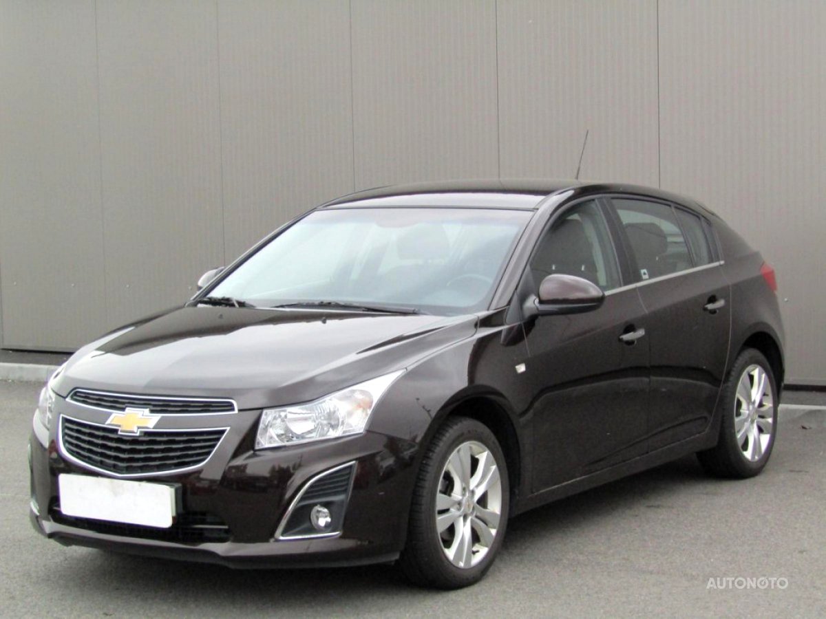 Chevrolet Cruze, 2009 - pohled č. 3