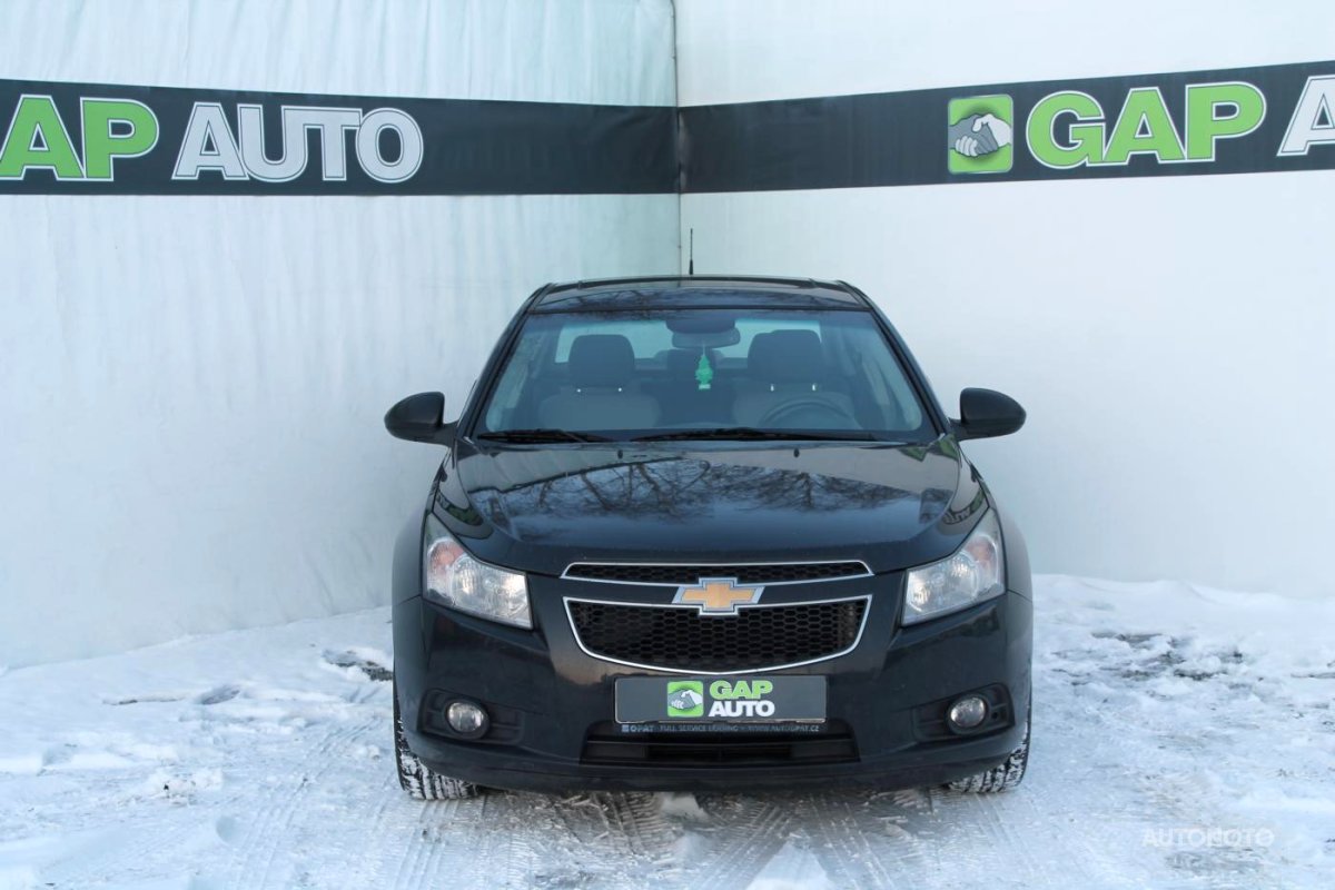 Chevrolet Cruze, 2010 - pohled č. 2
