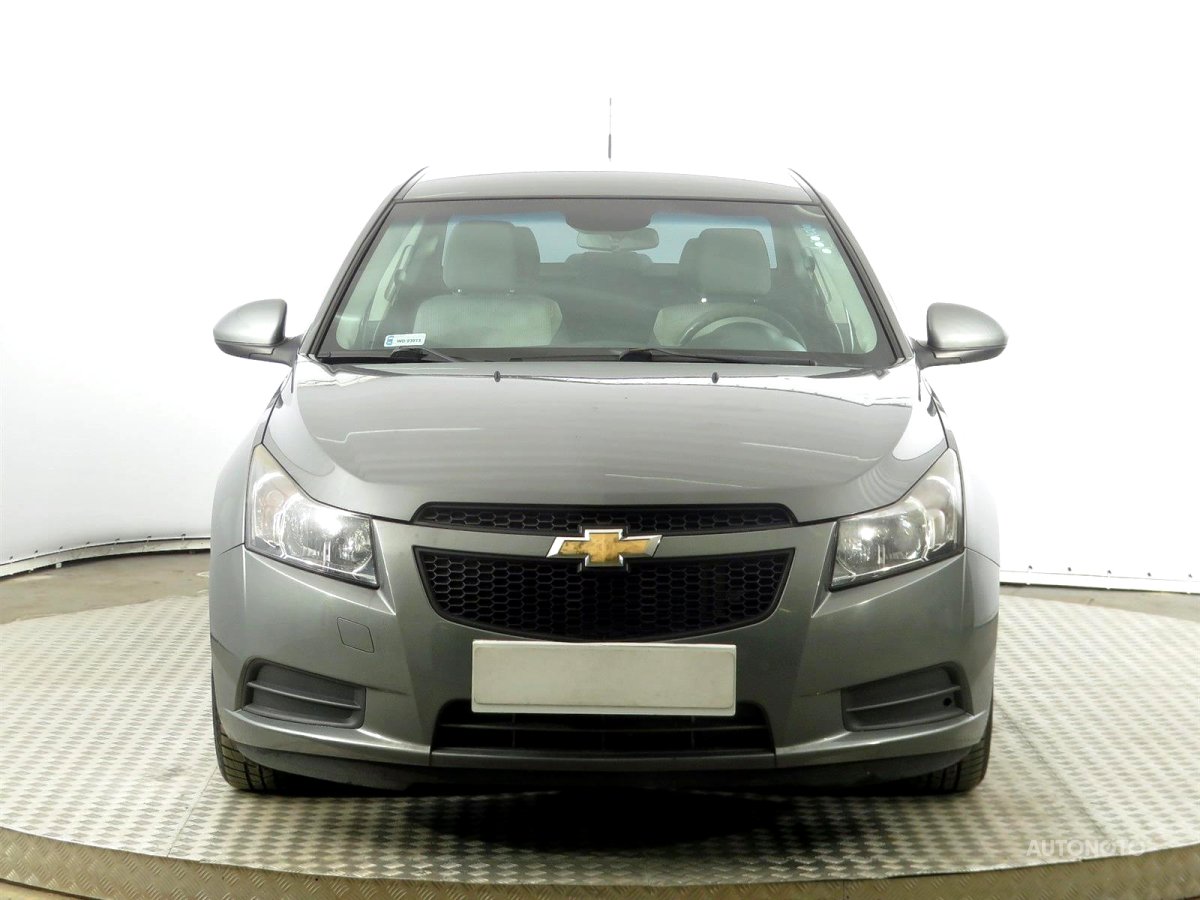 Chevrolet Cruze, 2009 - pohled č. 2