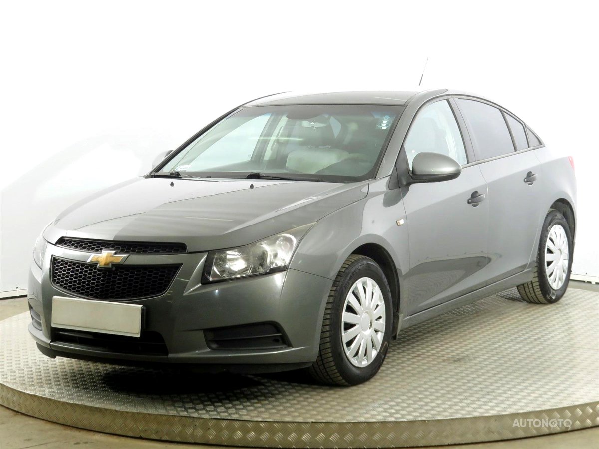 Chevrolet Cruze, 2009 - pohled č. 3