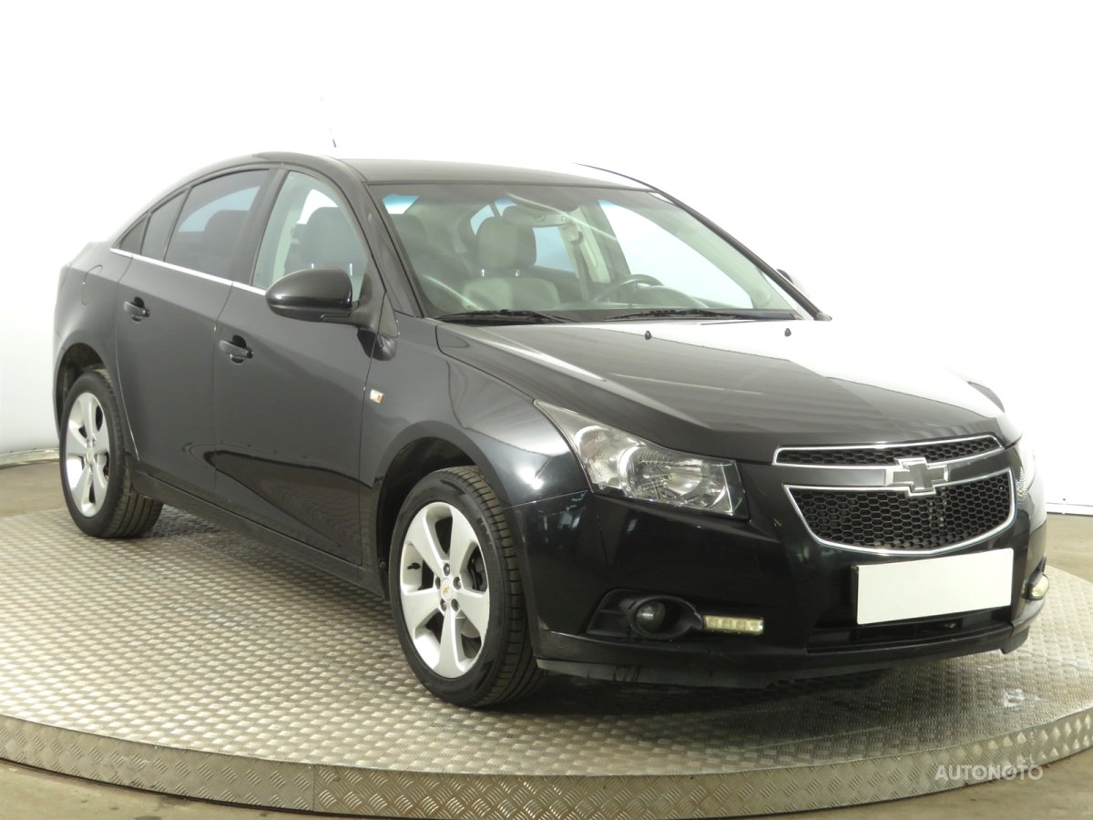 Chevrolet Cruze, 2010 - celkový pohled
