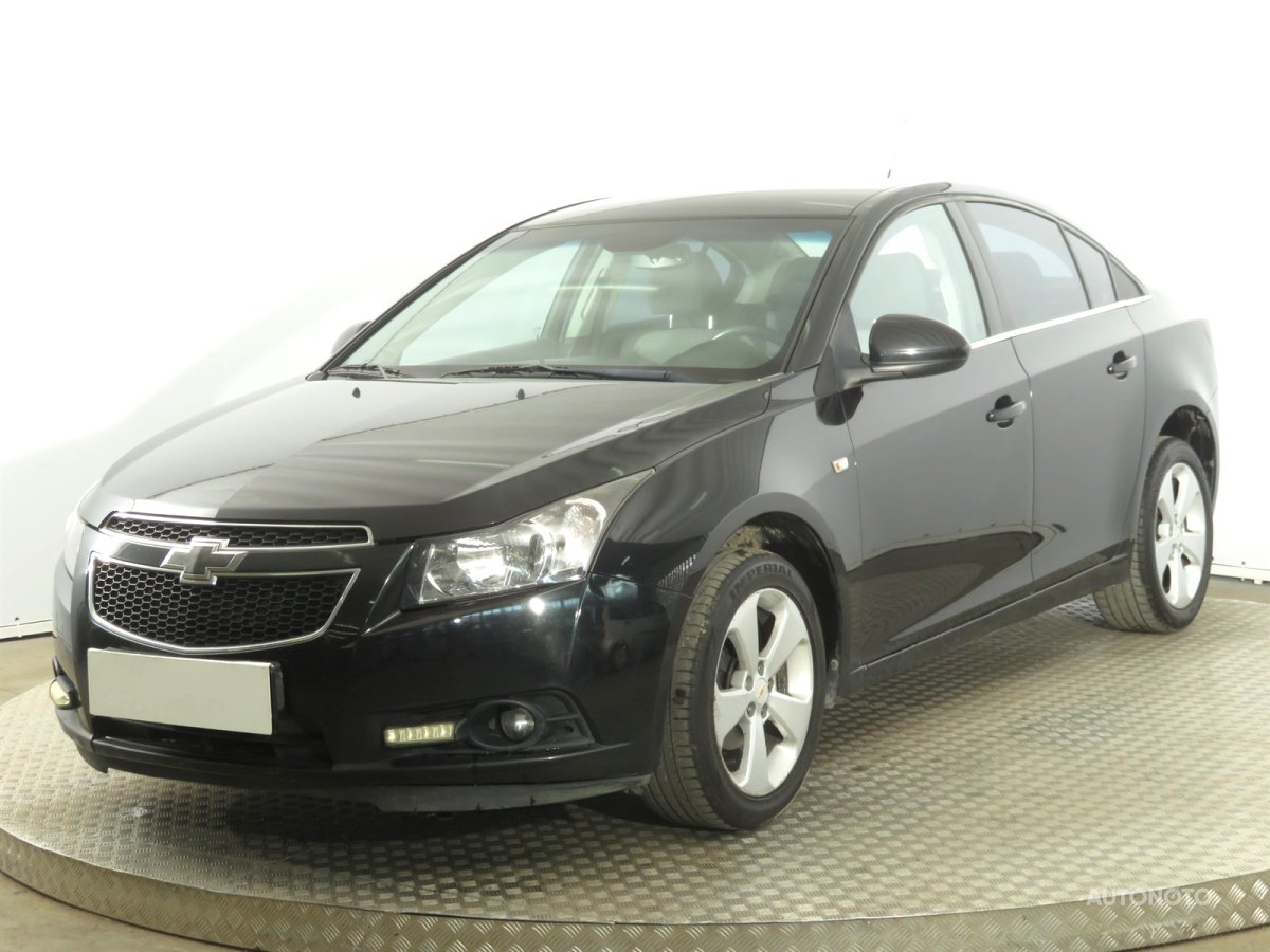 Chevrolet Cruze, 2010 - pohled č. 3